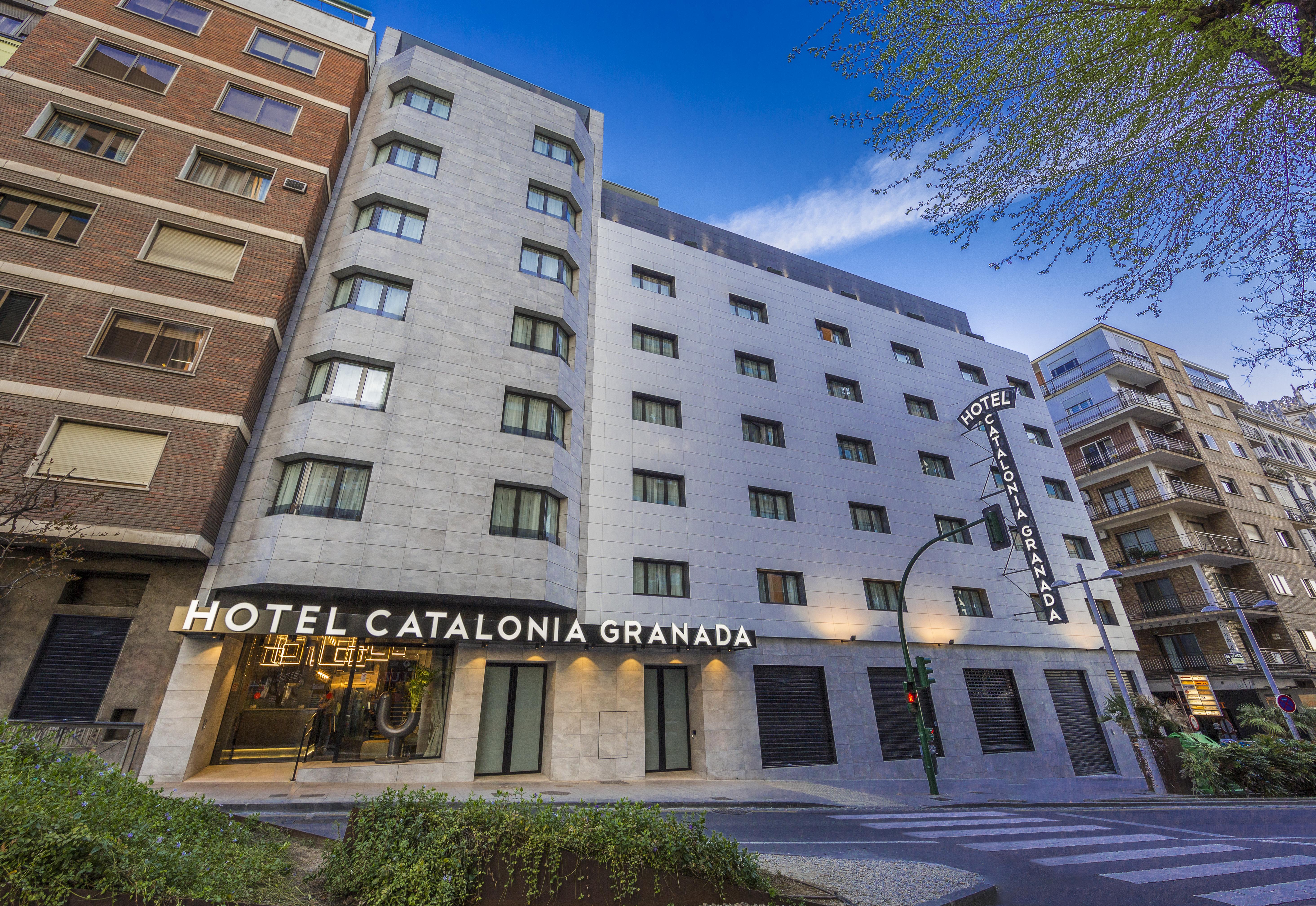 Catalonia Granada Hotel Exterior photo